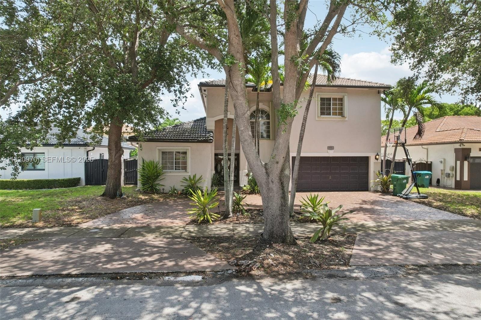 8981 NW 166th Terrace, Miami Lakes, FL 33018 photo 3