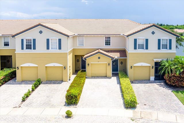 263 Provence Place, sold in Provence Bay Sub, Vero Beach, FL