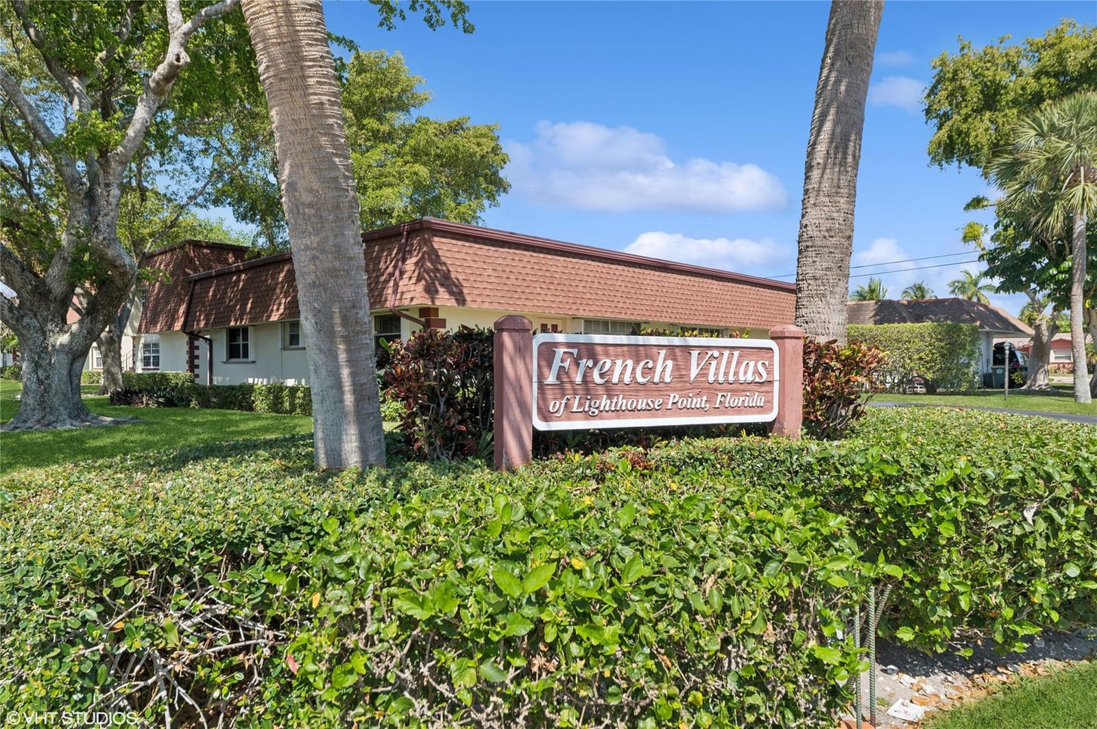 2011 NE 32nd Court 26, Lighthouse Point, FL 33064