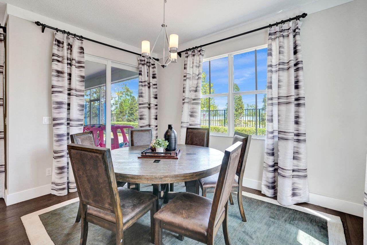 1160 Sterling Pine Place — photo 4