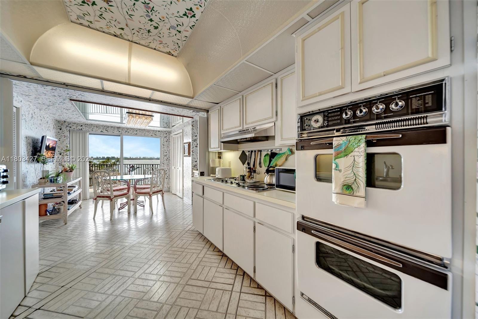 1800 NE 114th Street 604, Miami, FL 33181 photo 17