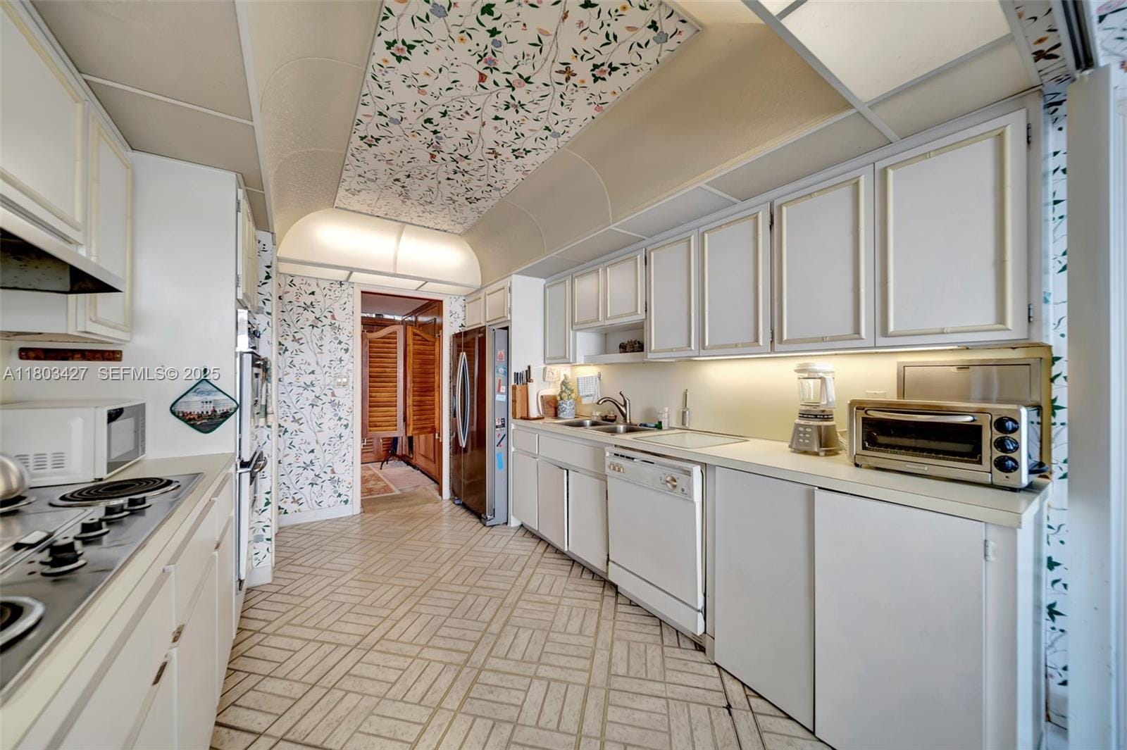 1800 NE 114th Street 604, Miami, FL 33181 photo 20