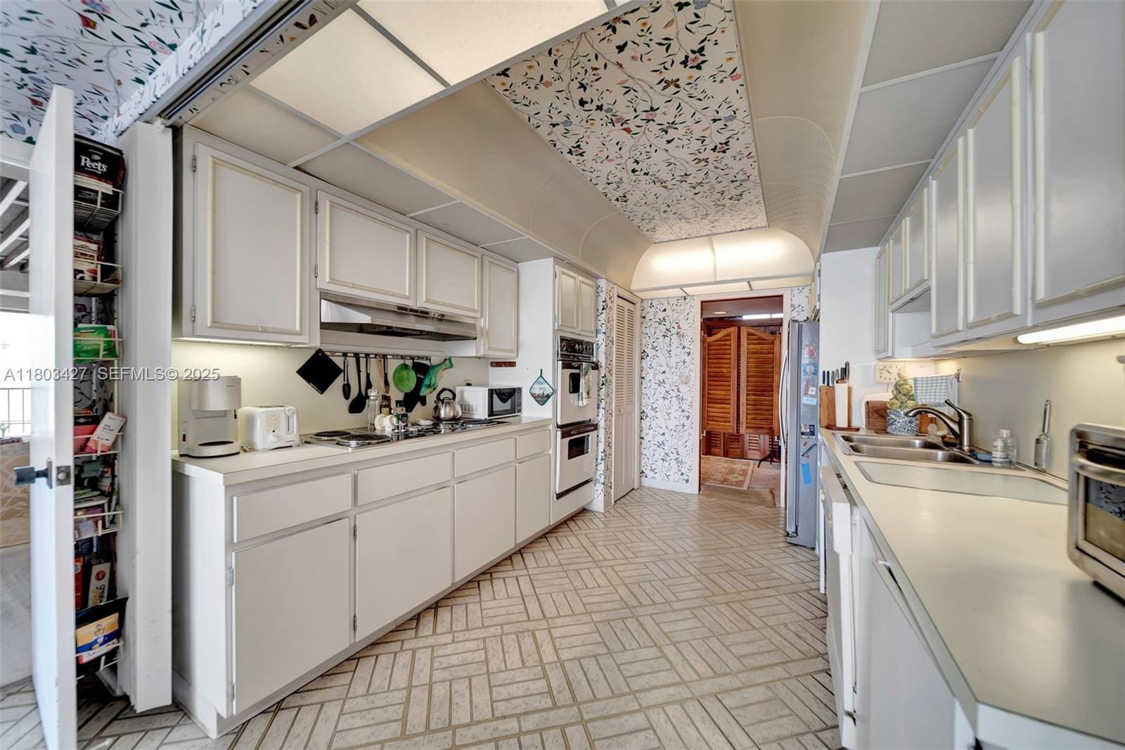1800 NE 114th Street 604, Miami, FL 33181 photo 21