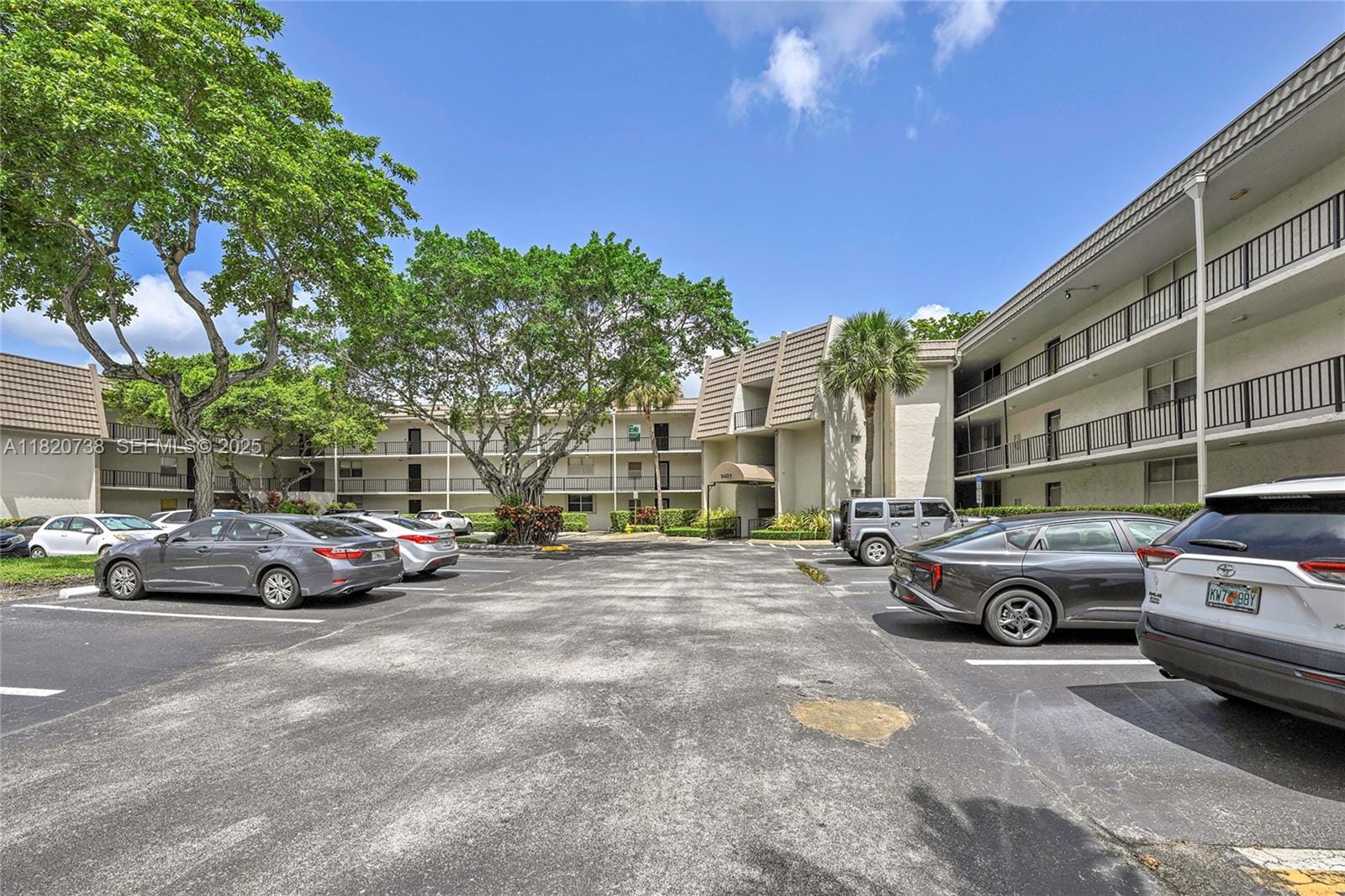 9401 Lime Bay Boulevard 303, Tamarac, FL 33321