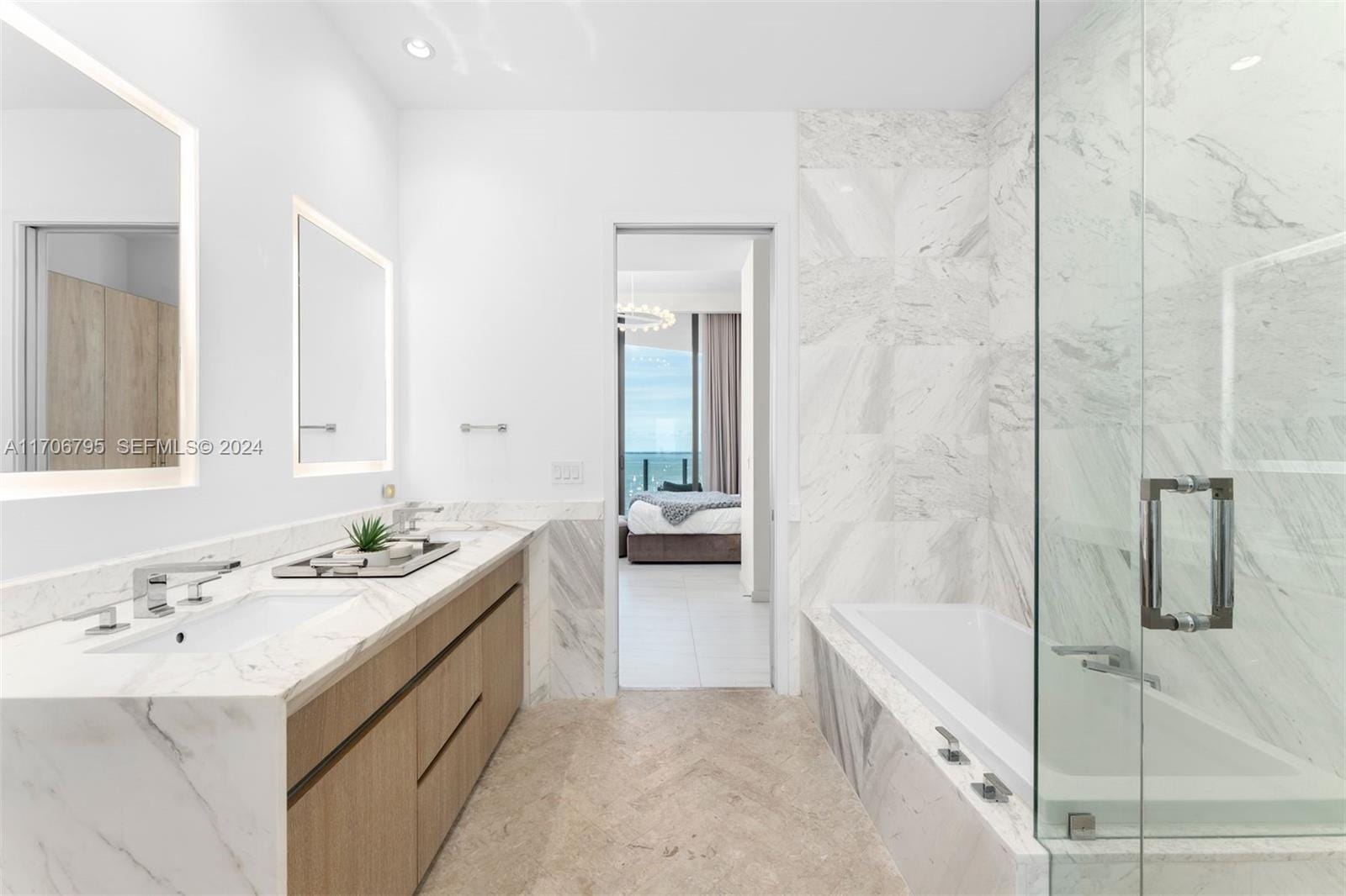 2811 S Bayshore Drive 20BC — photo 12
