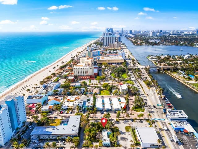 338 Taylor Street, sold in Hollywood Beach First Add, Hollywood, FL