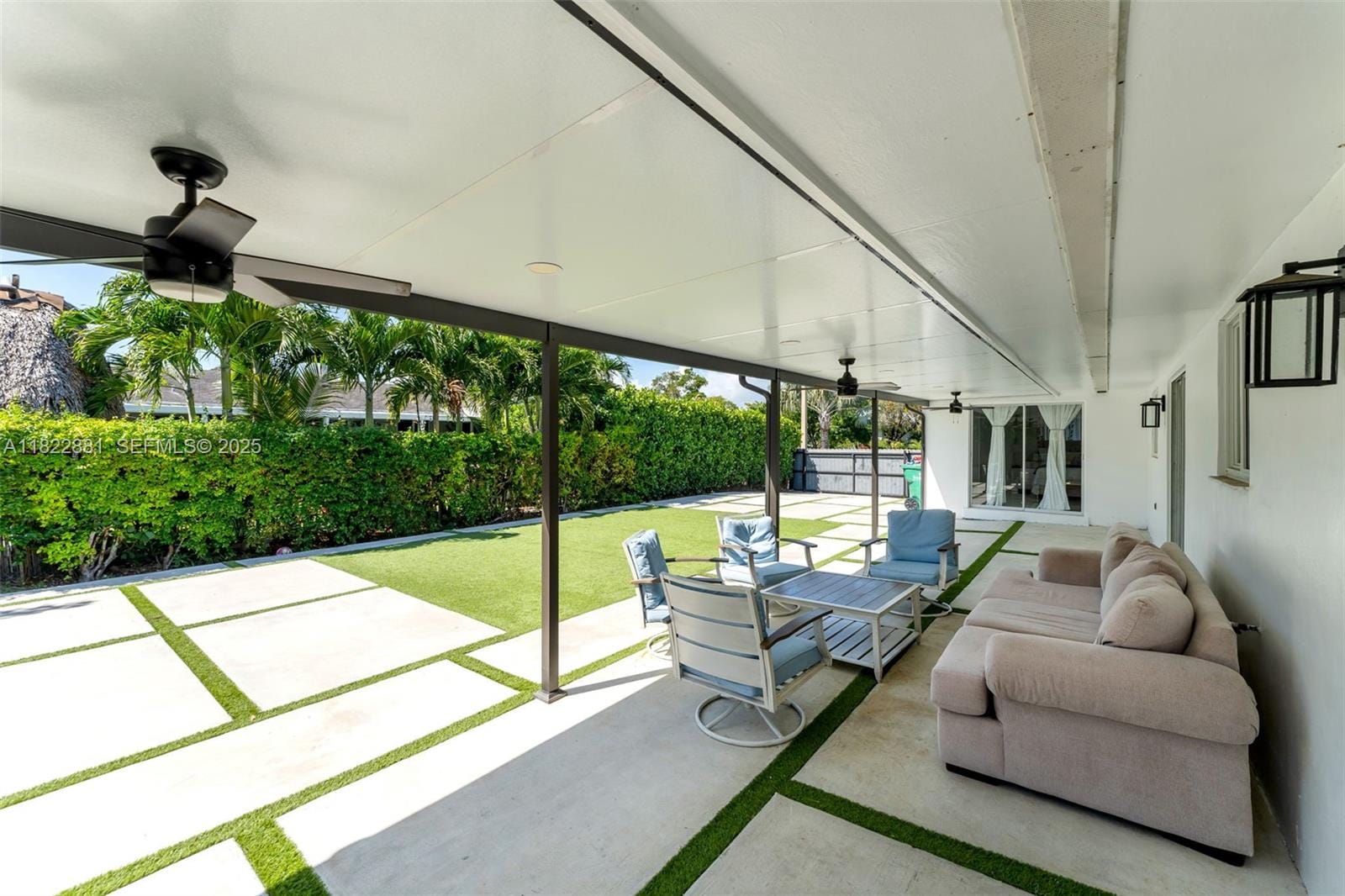 9120 Cutler Ridge Drive — photo 3