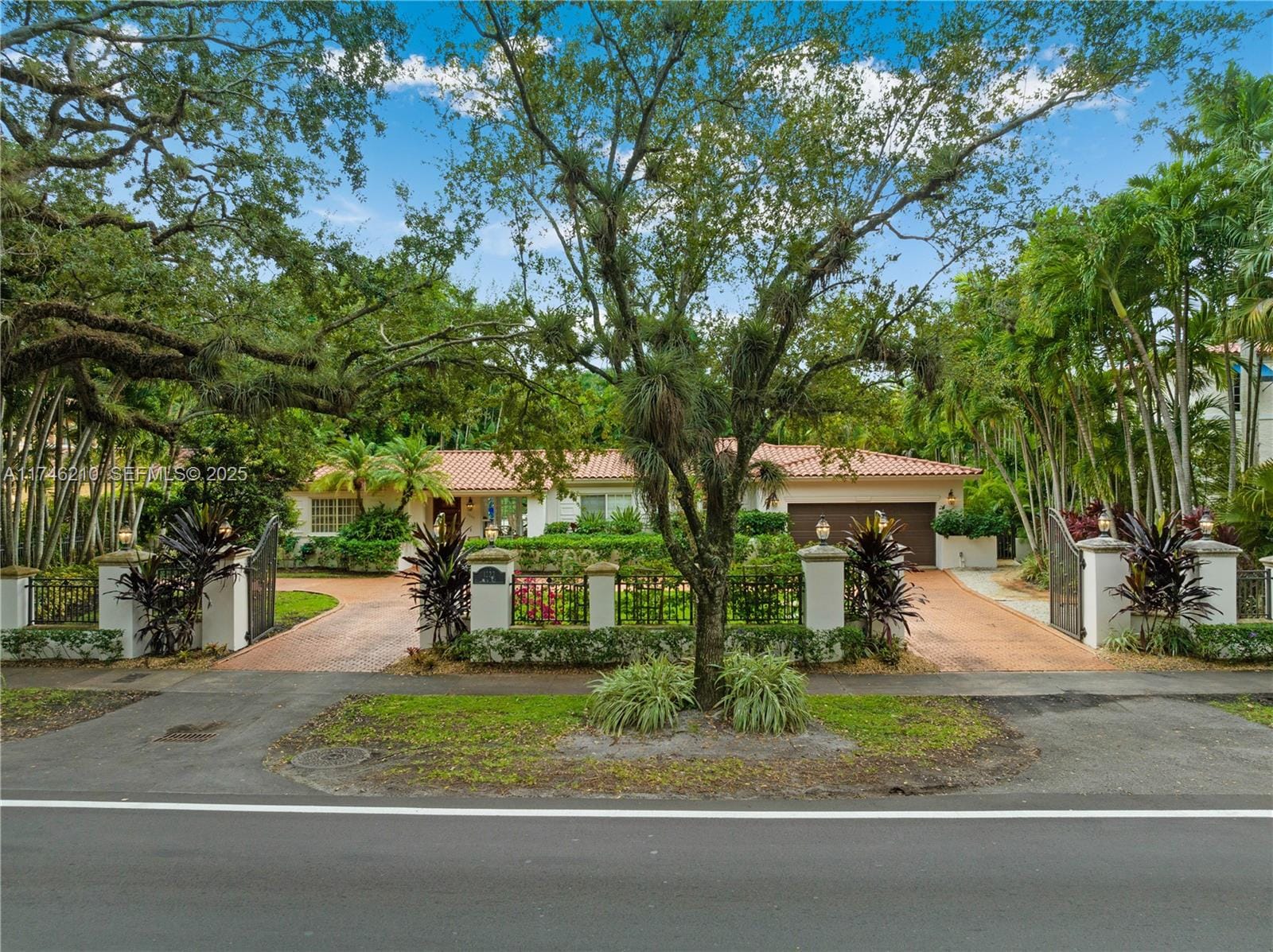 1222 SW Coral Way, Coral Gables, FL 33134 photo 4