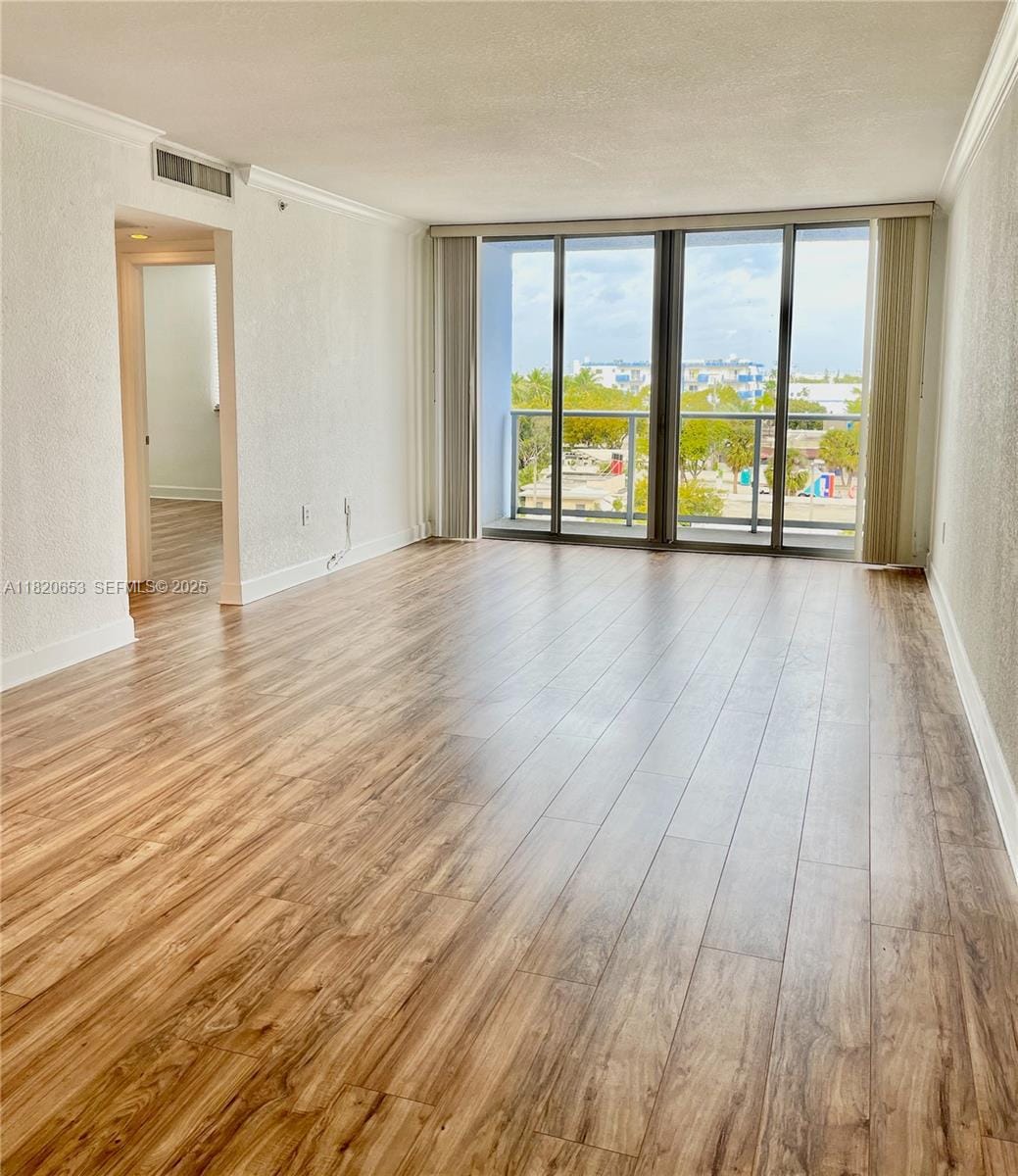 401 69th Street 405, Miami Beach, FL 33141 photo 3