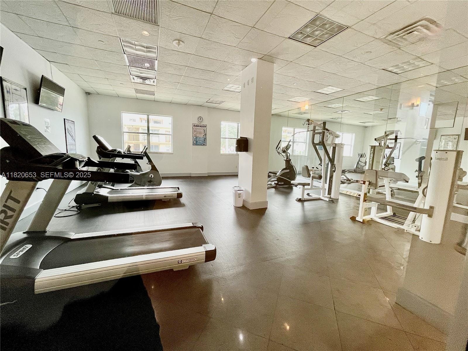 401 69th Street 405, Miami Beach, FL 33141 photo 25