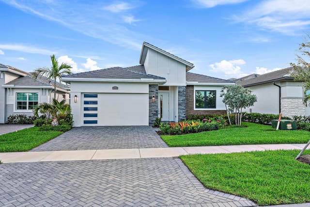13129 SW Shinnecock Drive, sold in Verano South Pod A Plat No. 5, Port St Lucie, FL