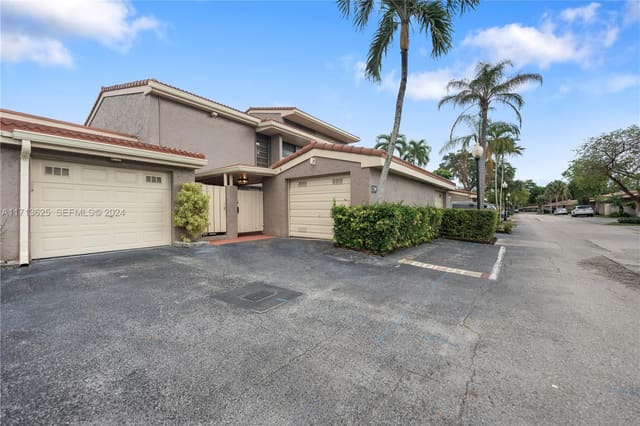 1709 Saint Andrews Road, Hollywood, FL 33021