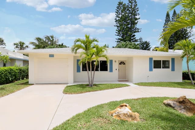 1893 Circle Drive, sold in Pleasant Ridge, North Palm Beach, FL