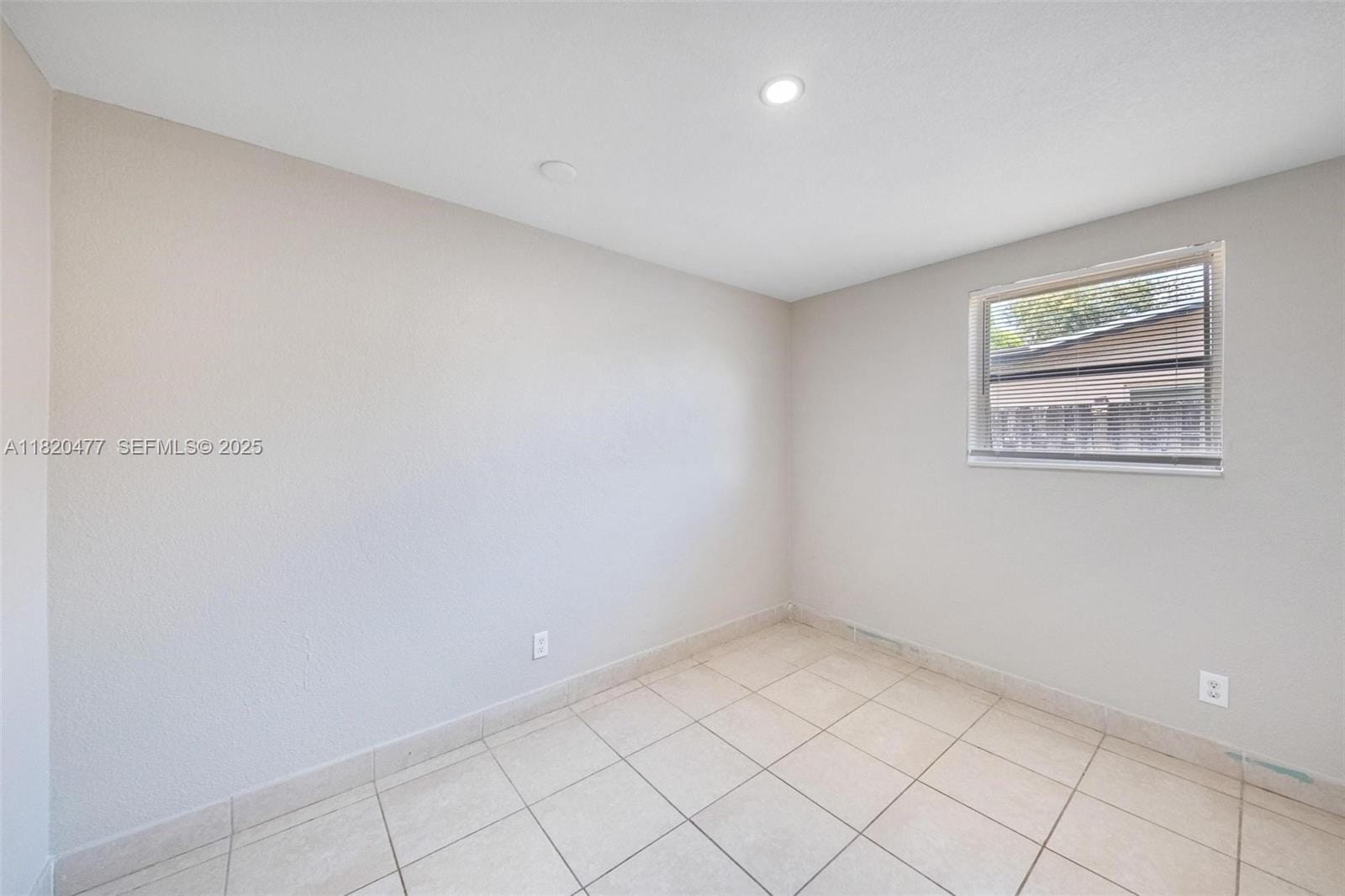 21200 NE 12th Court, Miami, FL 33179 photo 11