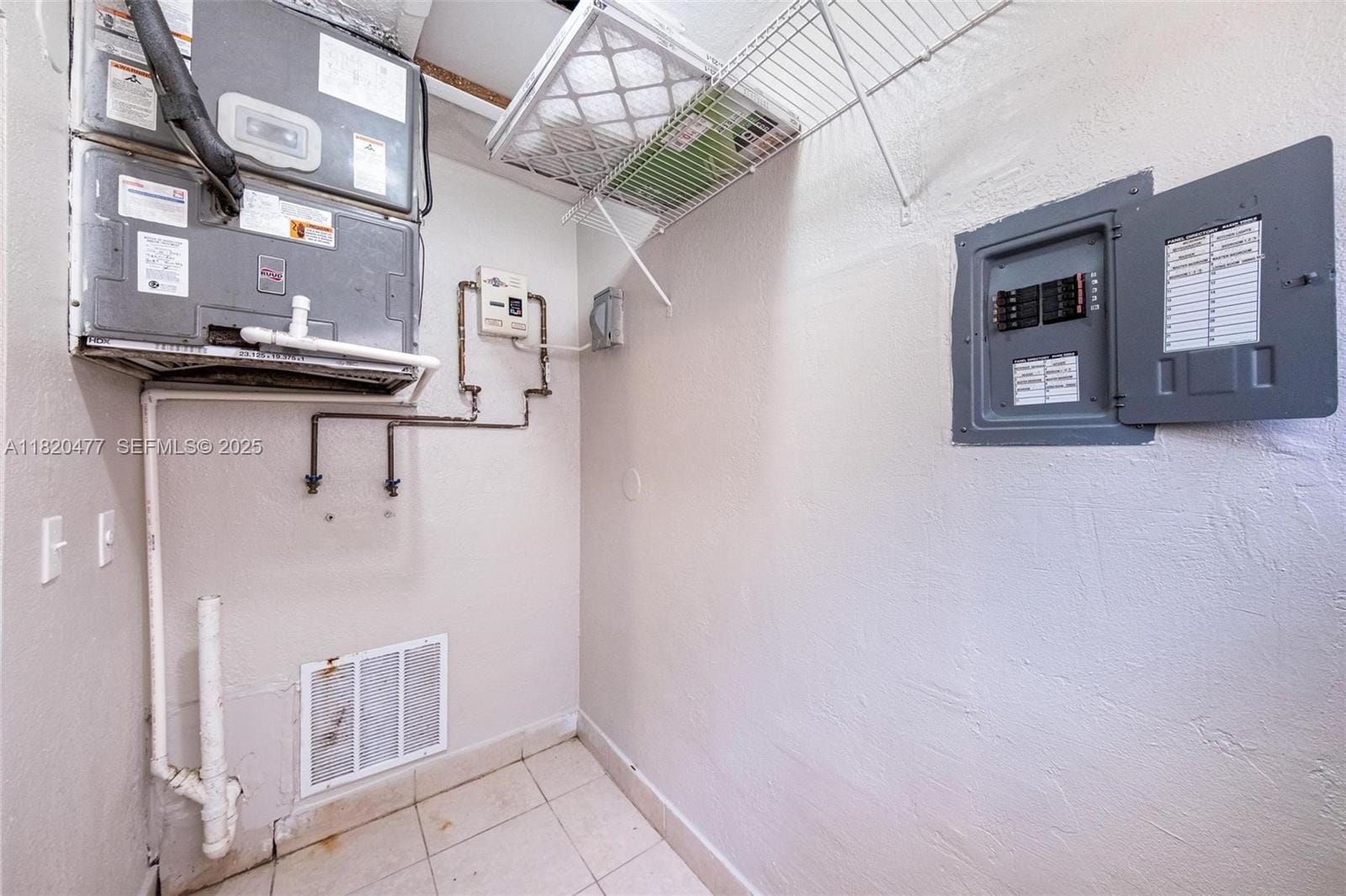 21200 NE 12th Court, Miami, FL 33179 photo 17