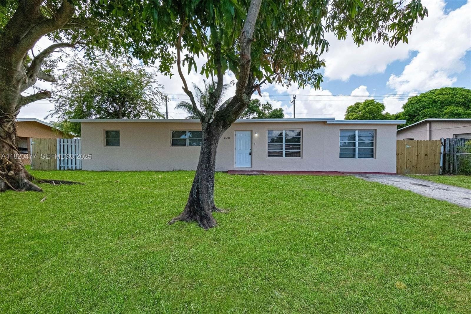 21200 NE 12th Court, Miami, FL 33179 photo 3