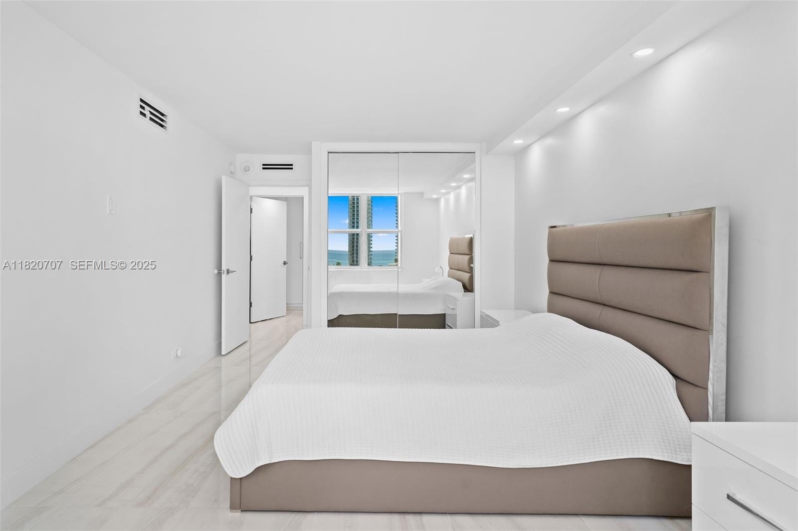 230 174th Street 1119, Sunny Isles Beach, FL 33160 photo 19