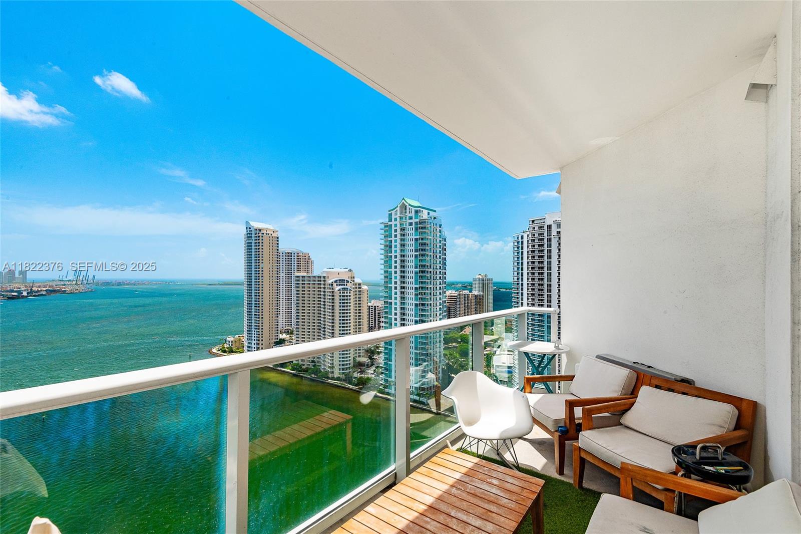 300 S Biscayne Boulevard T2612, Miami, FL 33131, Miami
