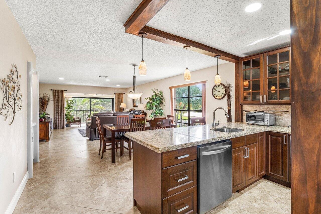 9283 Vista Del Lago 37-L, Boca Raton, FL 33428