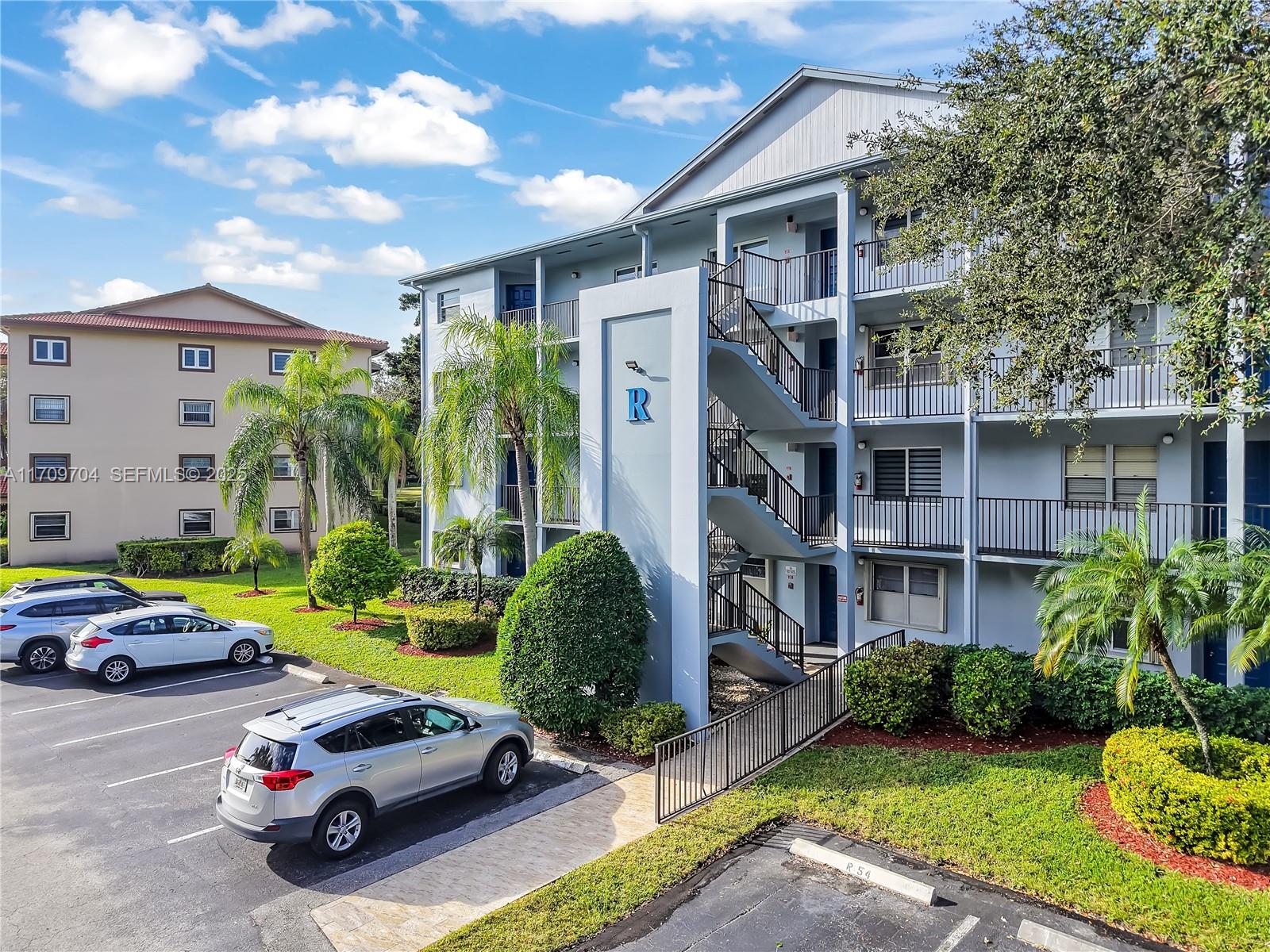 900 SW 125th Way 304R, Pembroke Pines, FL 33027, Pembroke Pines