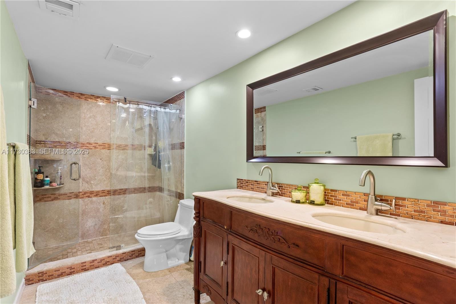 19456 NE 26th Avenue 42B, Miami, FL 33180 photo 21