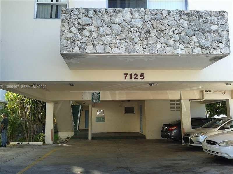 7125 Dickens Avenue 4, Miami Beach, FL 33141, Miami Beach