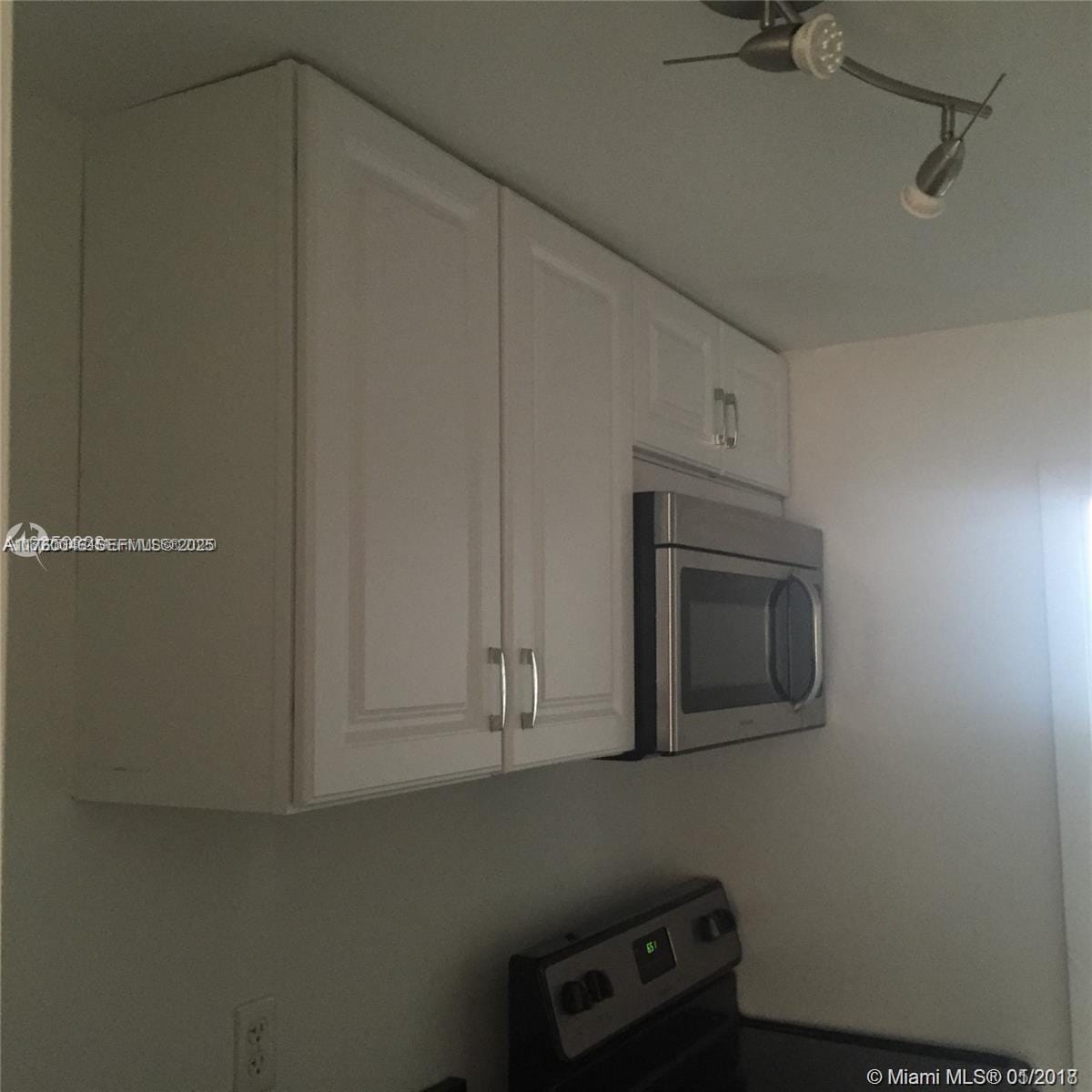 918 Jefferson Avenue 2 — photo 3
