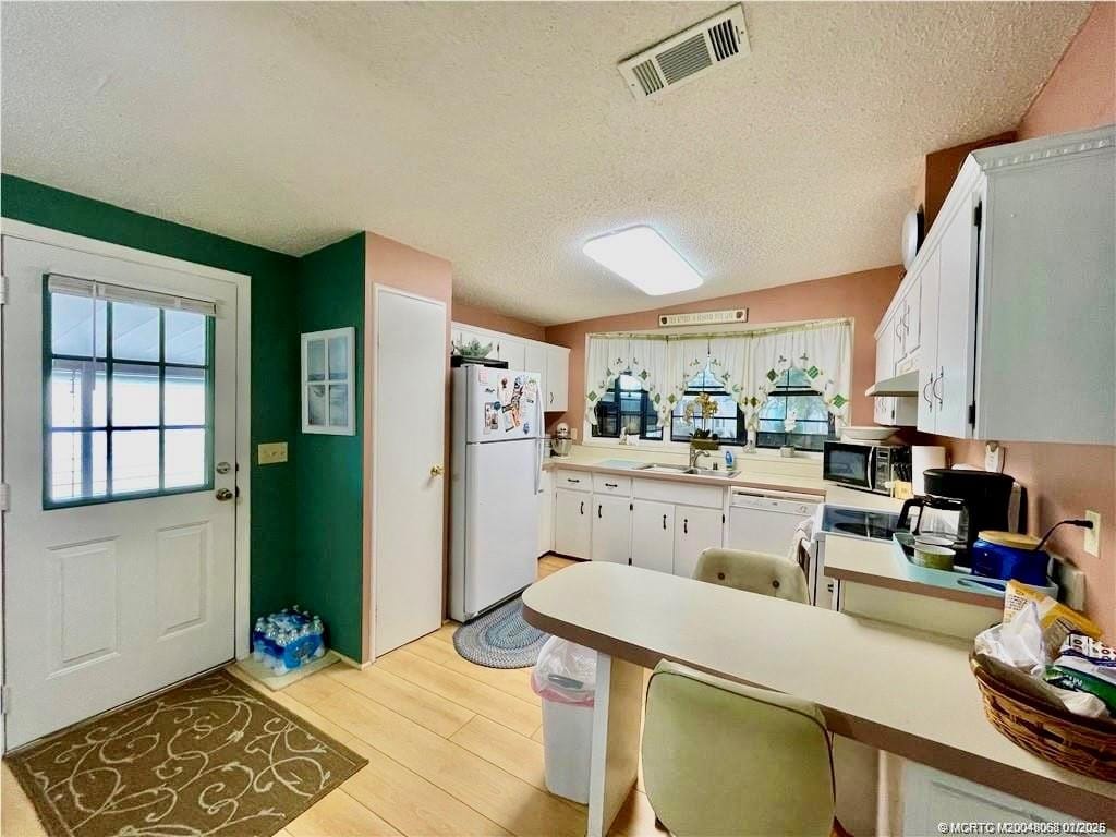 16236 SW Three Wood Way — photo 2