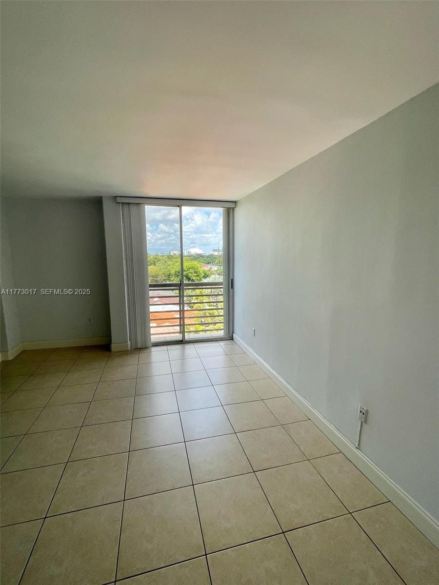 2400 SW 3rd Avenue 605 — photo 8