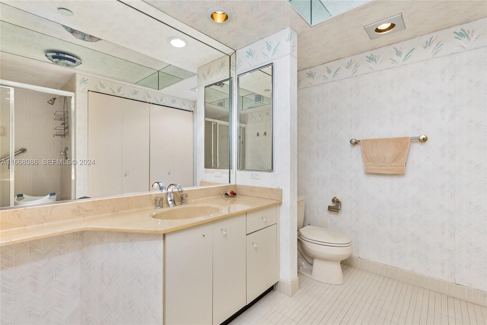 20281 E Country Club Drive 1709, Aventura, FL 33180 photo 21