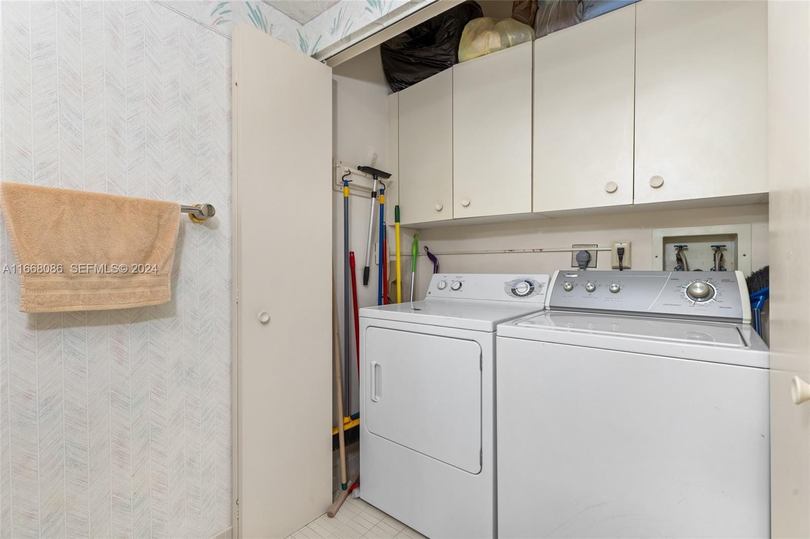 20281 E Country Club Drive 1709, Aventura, FL 33180 photo 22