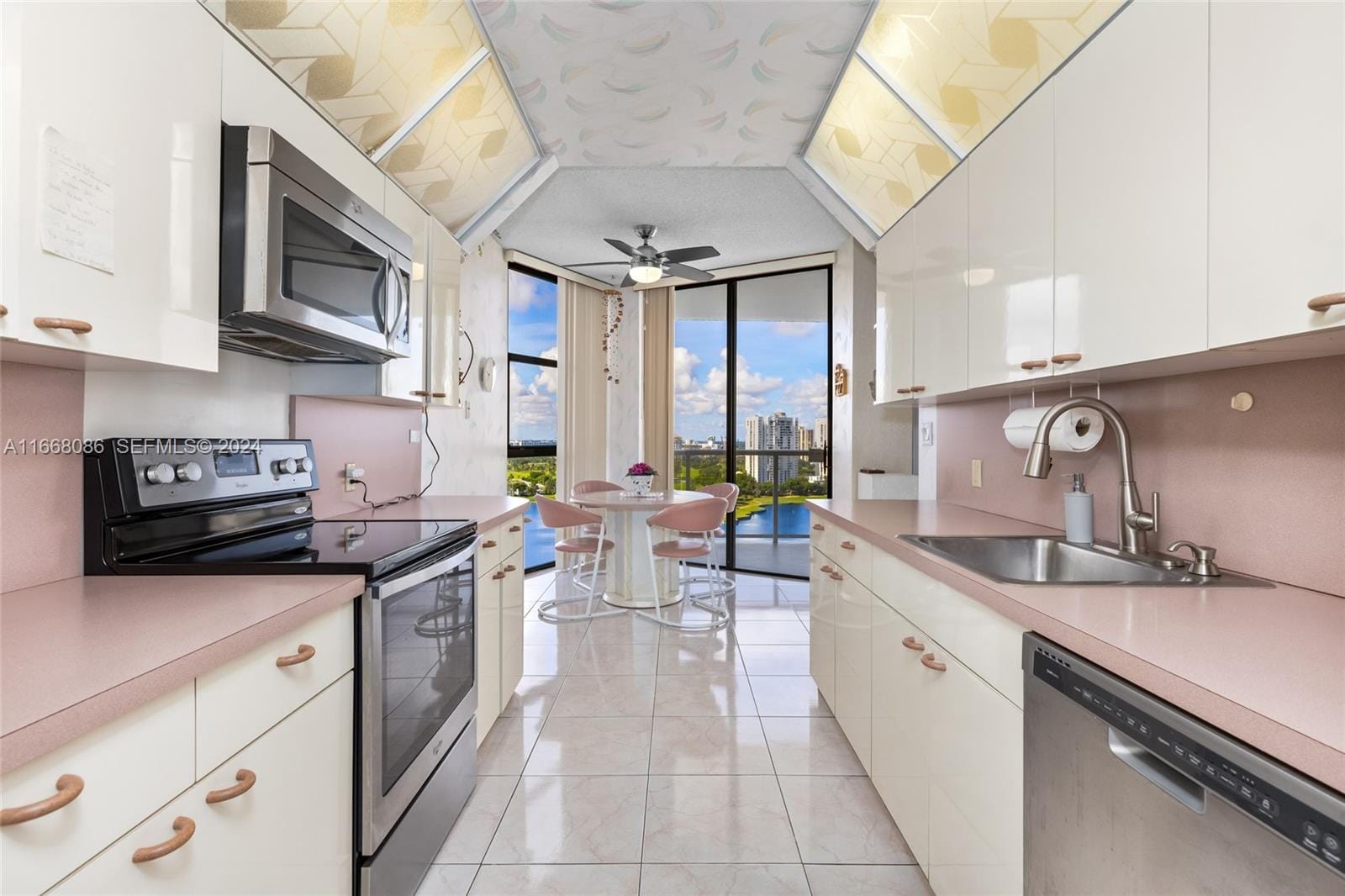 20281 E Country Club Drive 1709, Aventura, FL 33180 photo 8
