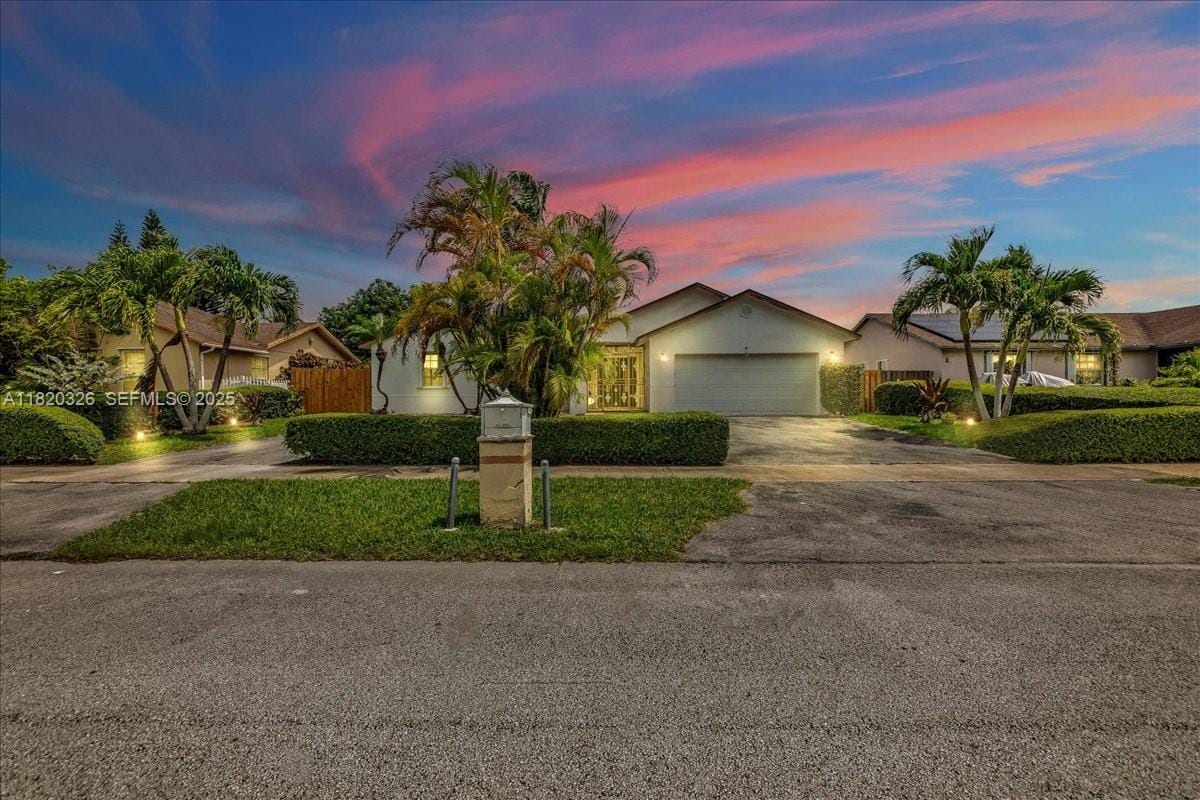 13811 SW 285th Terrace, Homestead, FL 33033
