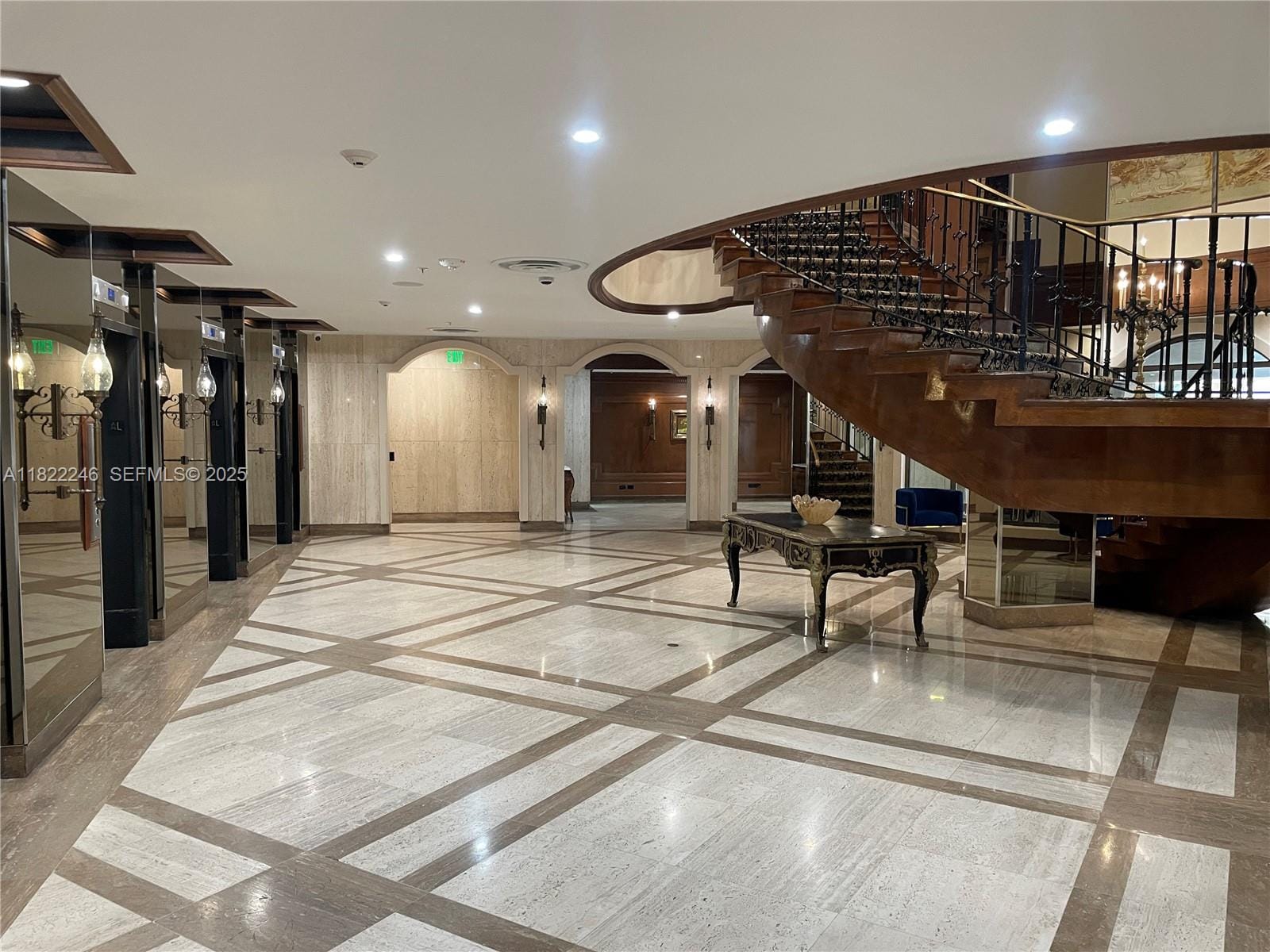 6039 Collins Avenue 1525, Miami Beach, FL 33140 photo 27