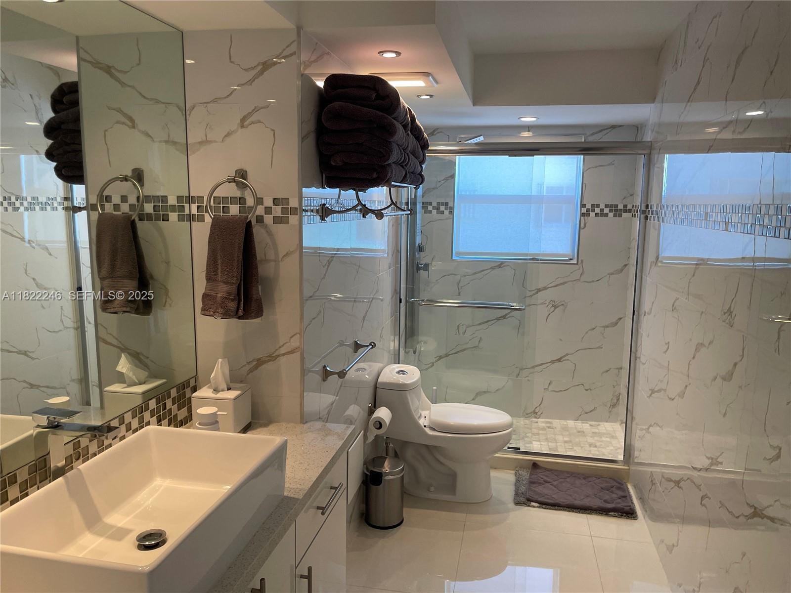 6039 Collins Avenue 1525, Miami Beach, FL 33140 photo 8