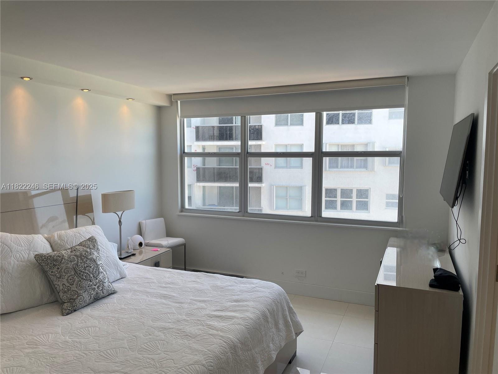 6039 Collins Avenue 1525, Miami Beach, FL 33140 photo 9