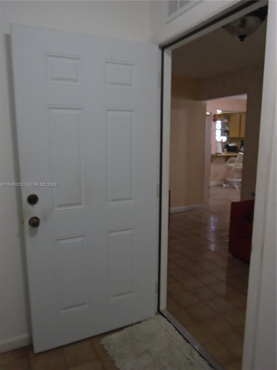 158 NW 18th Court, Miami, FL 33125 photo 3