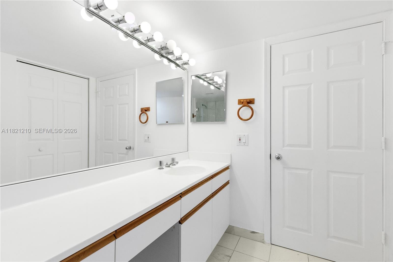 3530 Mystic Pointe Drive 2108, Aventura, FL 33180 photo 25