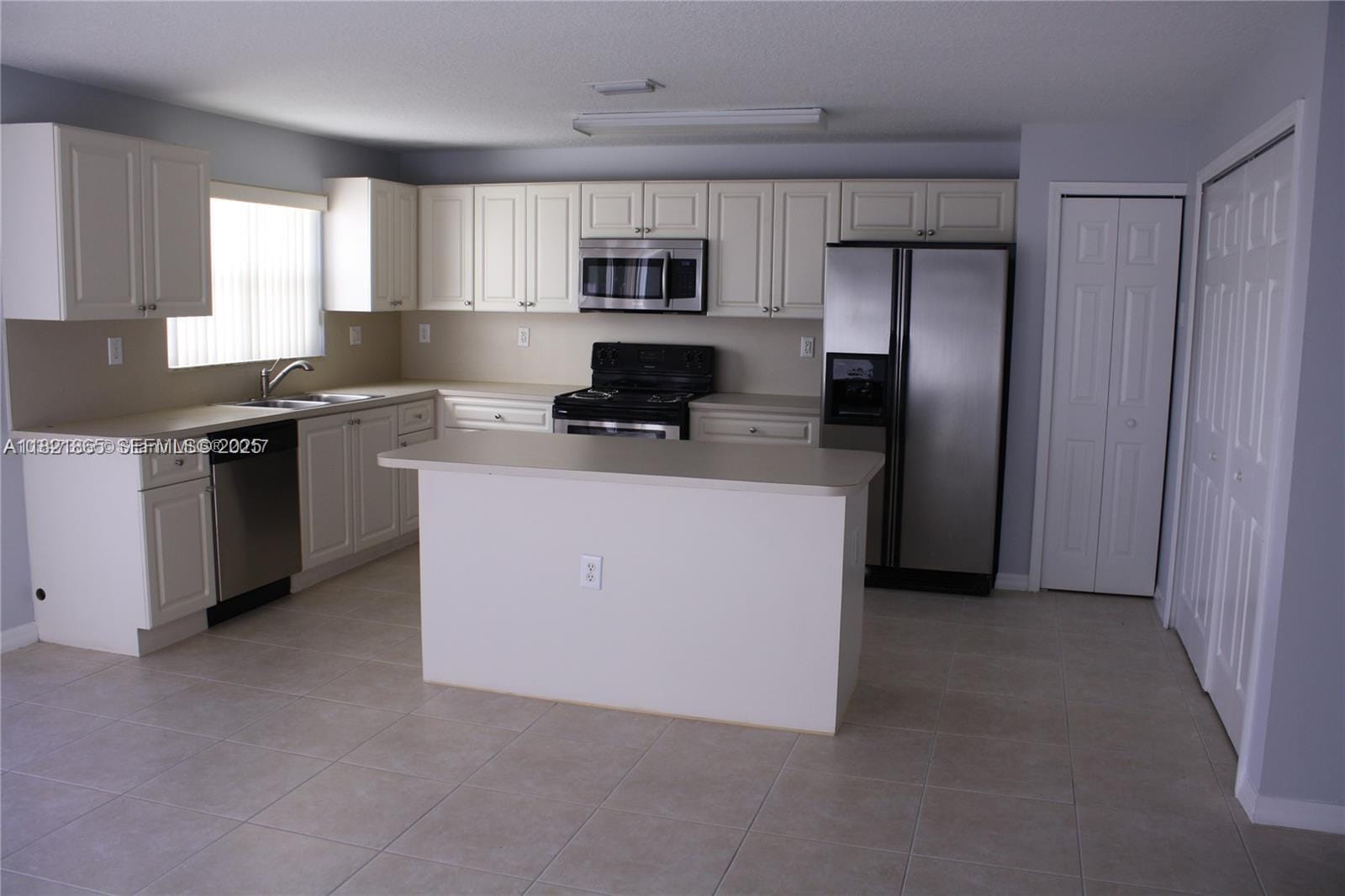 15270 SW 30th Terrace, Miami, FL 33185 photo 6