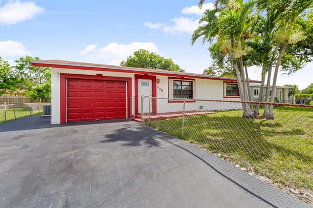 2721 NW 22nd Street, Fort Lauderdale, FL 33311