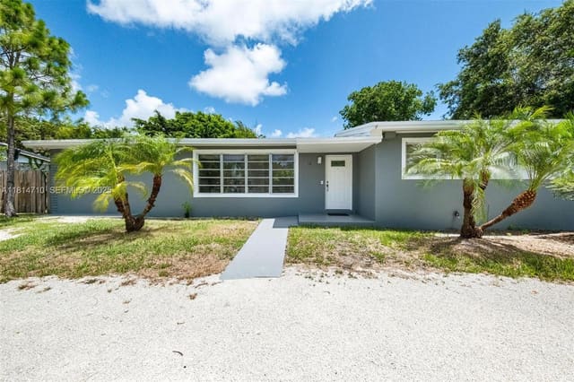 9221 SW 167th Terrace, sold in Benson Park, Palmetto Bay, FL