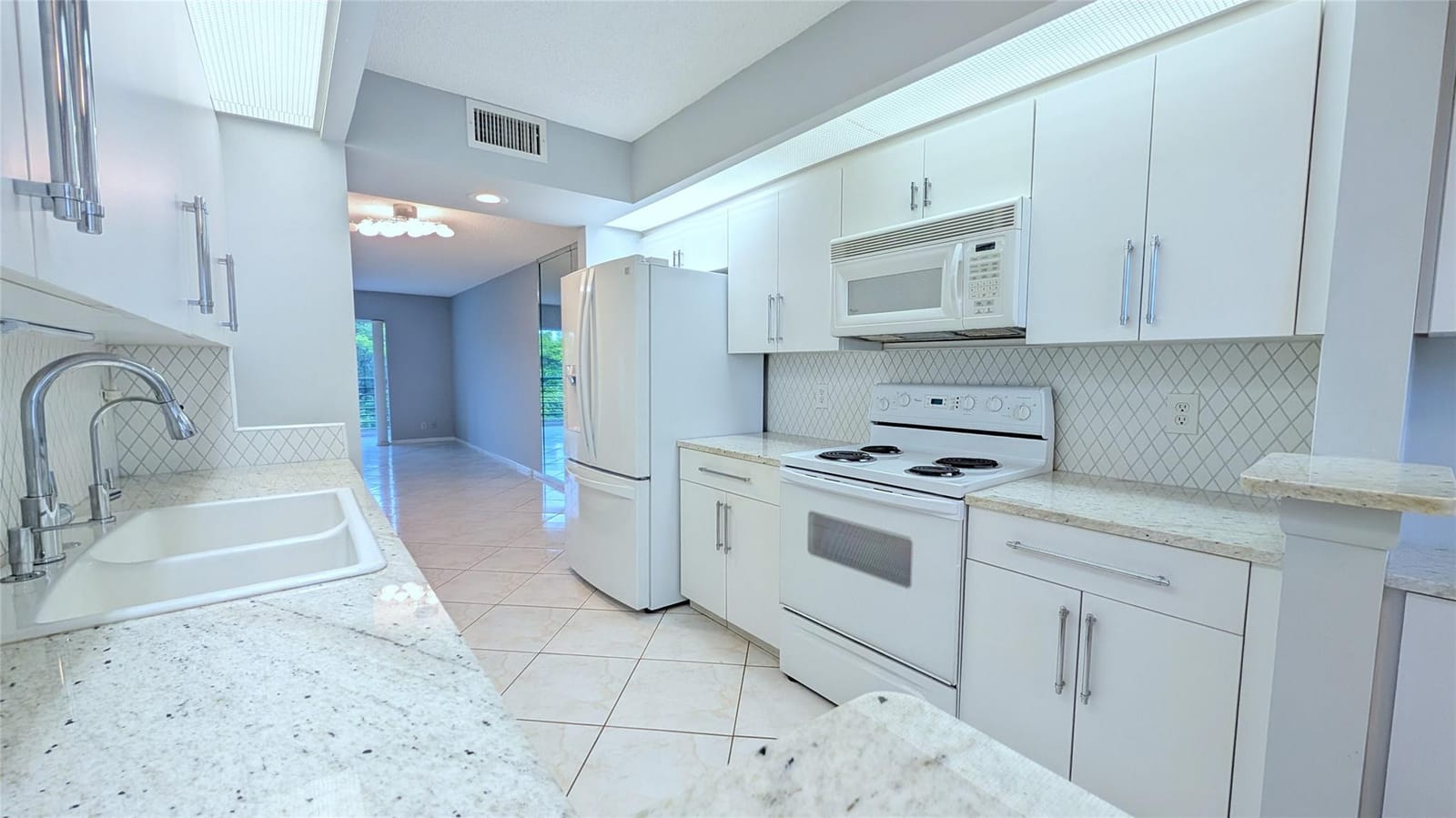 1803 Eleuthera Point E3 — photo 6