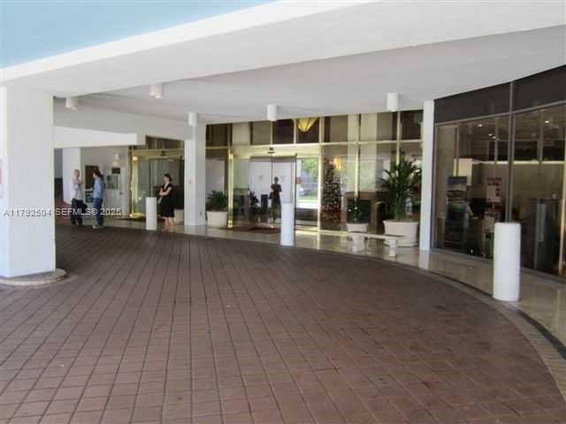 555 NE 15th Street 33H, Miami, FL 33132 photo 28
