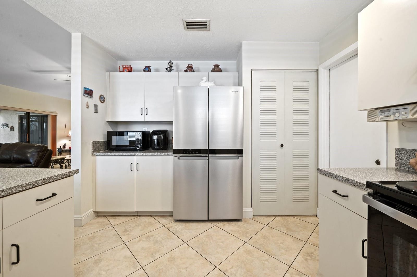 6341 Gauntlet Hall Lane — photo 11