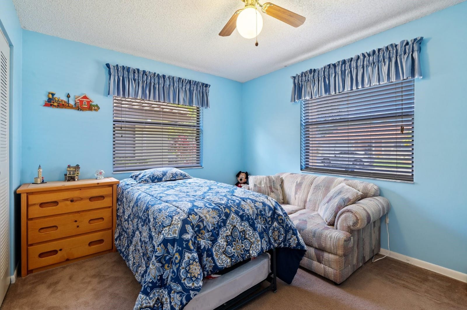 6341 Gauntlet Hall Lane, Davie, FL 33331 photo 22