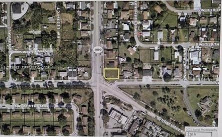 21995 SW 112 Avenue, sold in Lincoln City Sec A, Miami, FL