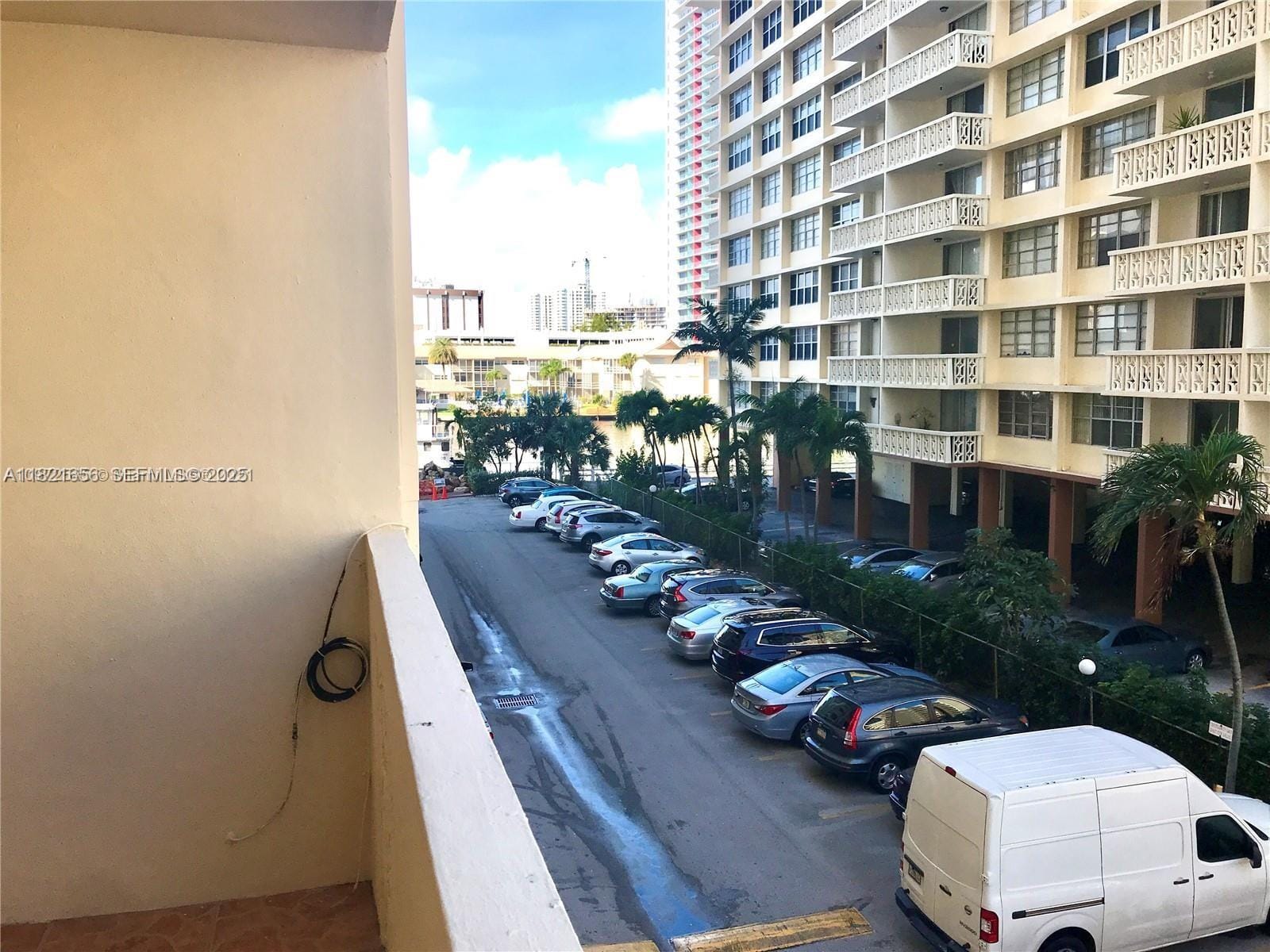 1833 S Ocean Drive 305 — photo 11