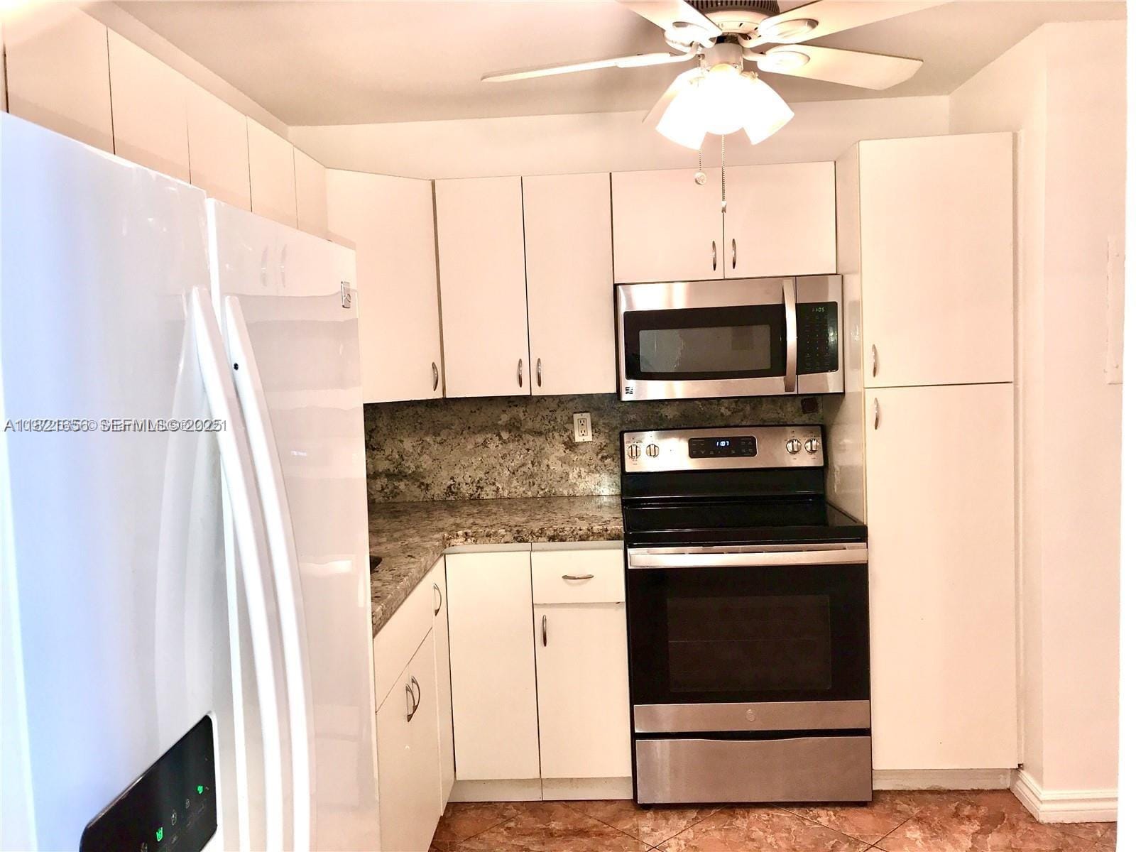 1833 S Ocean Drive 305 — photo 6