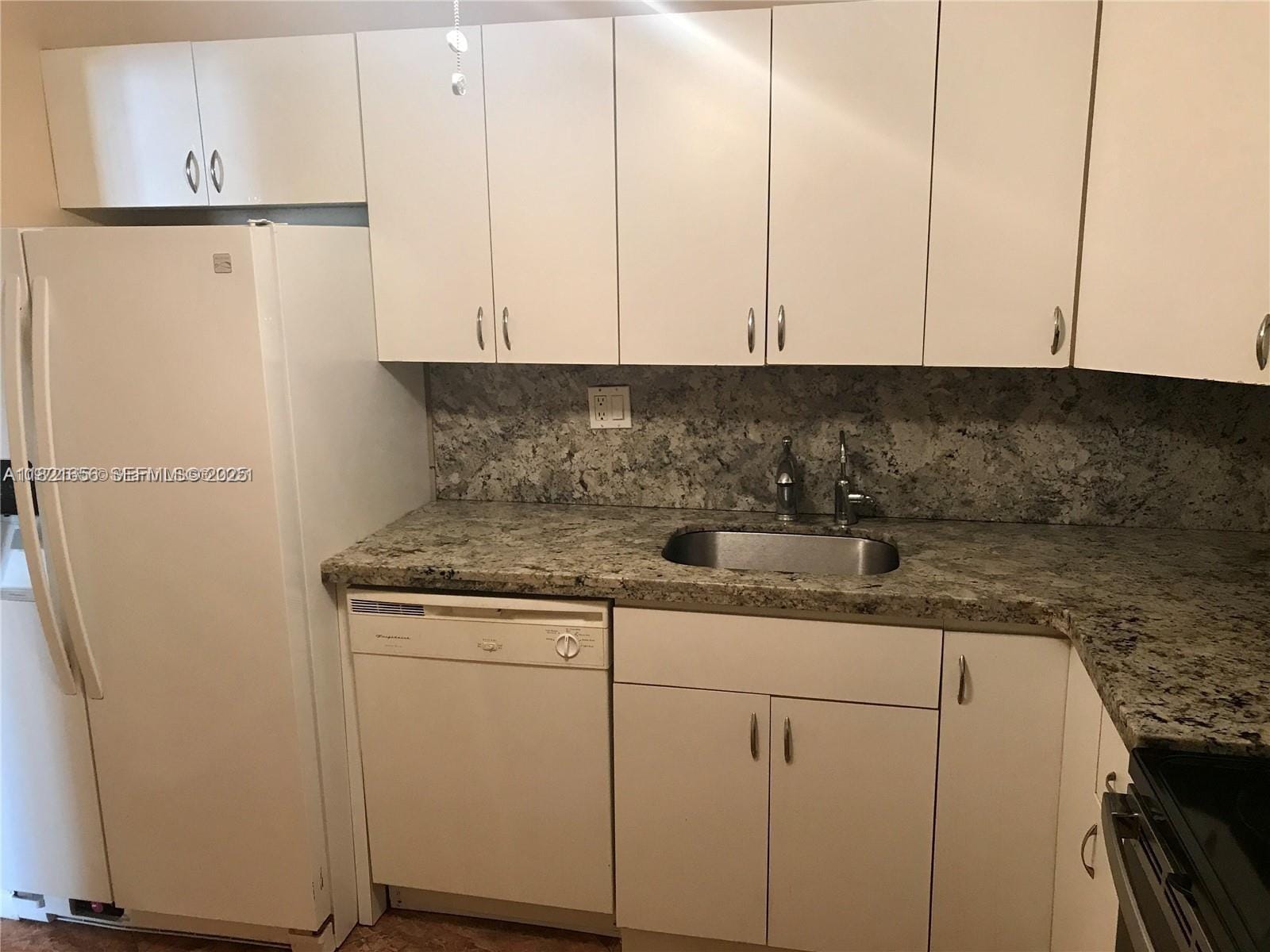 1833 S Ocean Drive 305 — photo 7
