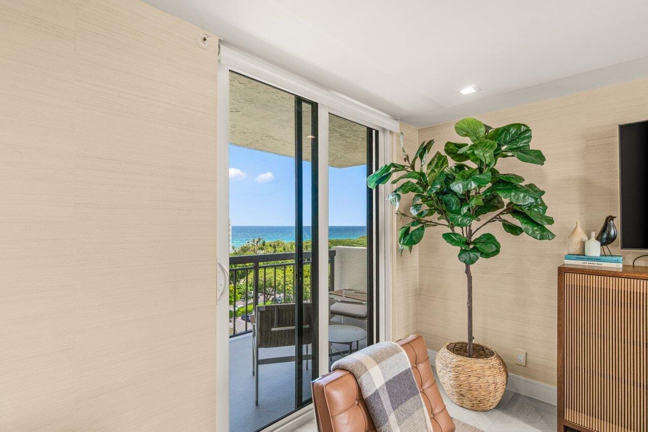 2003 N Ocean Boulevard 905, Boca Raton, FL 33431 photo 10